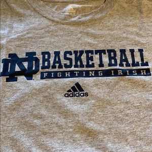 Notre Dame Fighting Irish Basketball  t-shirt